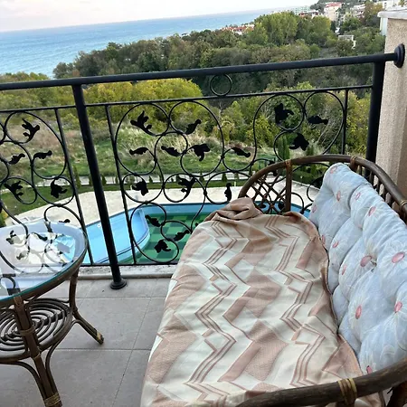 Blue Bay Apartment